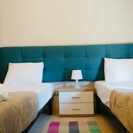 Apartamento T3 Aquazul Apartman *